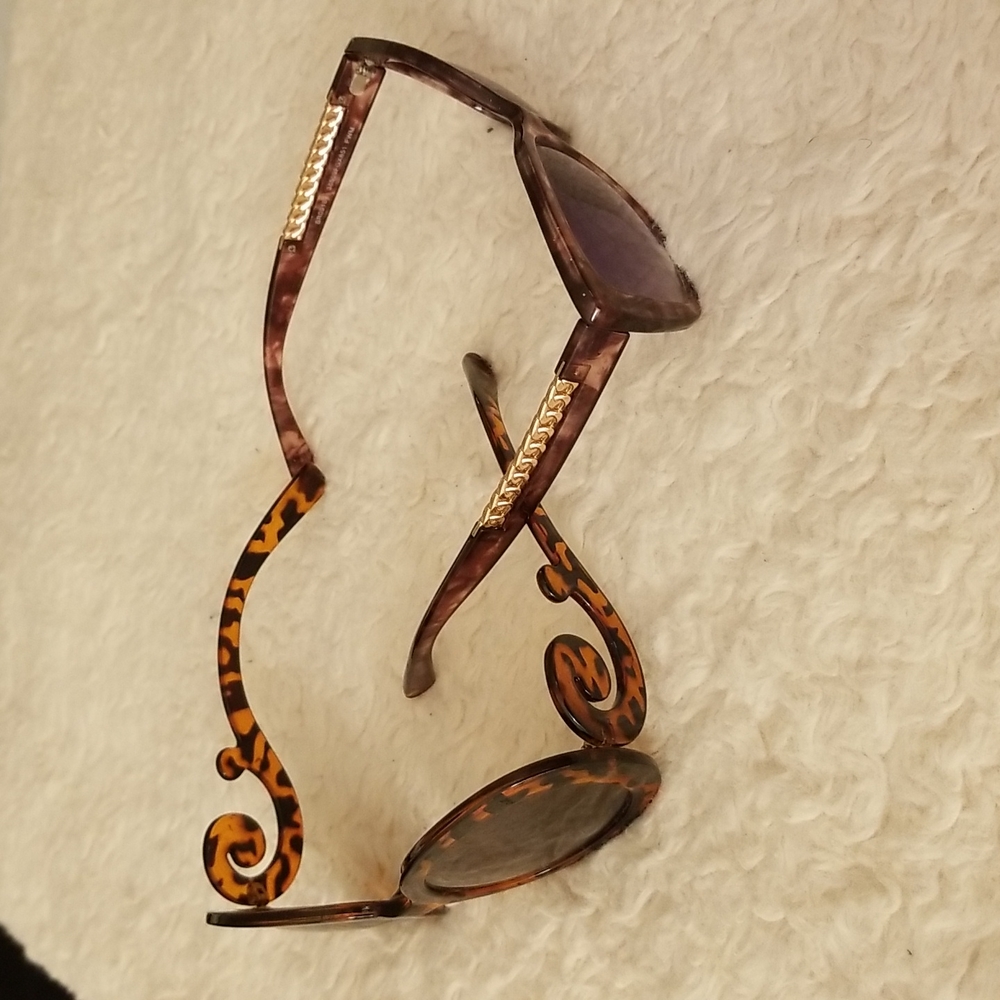 Combo pack - 2 sunglasses